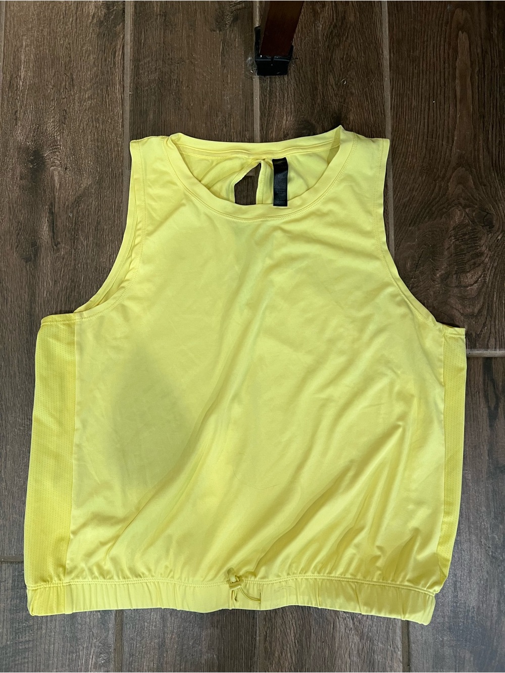 Women’s size L Yellow Women's Athletic Tank Top